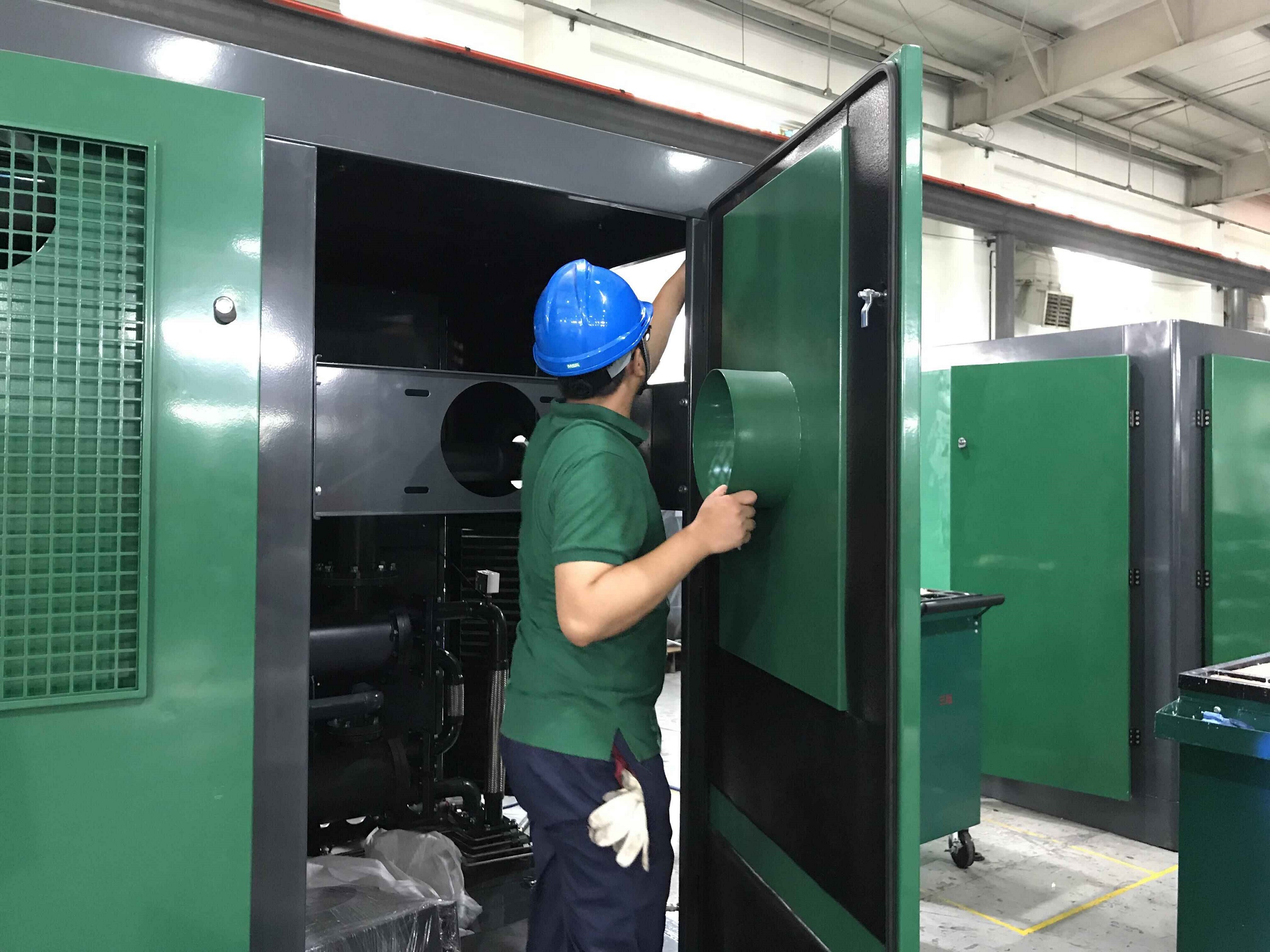 薩震螺桿節(jié)能空壓機(jī)